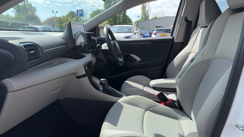 Toyota Yaris 1.5 Hybrid Excel 5dr CVT Hybrid Hatchback